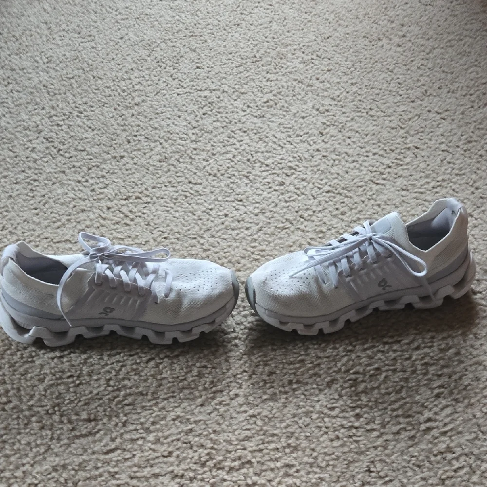 Women's White On Clouds - Picture 5 of 8